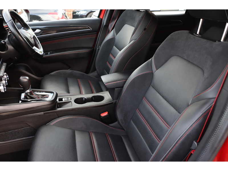 Renault 1.6 E-TECH R.S. LINE SUV 5DR PETROL HYBRID 2WD AUTO HEATED SEATS SAT NAV BLUETOOTH APPLE CARPLAY REAR CAMERA PARKING AIDS JUST 1 OWNER 61000 MILES FSH 72-74 Mitcham Road