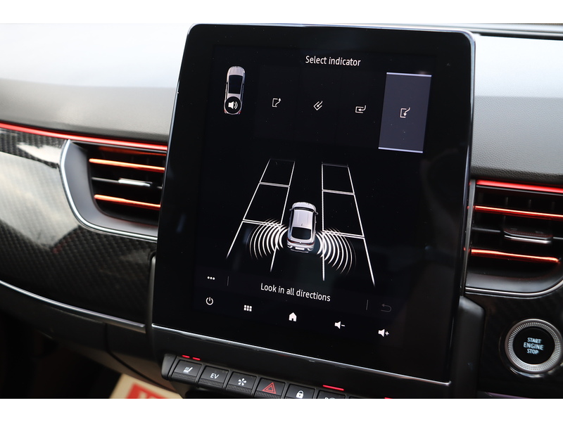 Renault 1.6 E-TECH R.S. LINE SUV 5DR PETROL HYBRID 2WD AUTO HEATED SEATS SAT NAV BLUETOOTH APPLE CARPLAY REAR CAMERA PARKING AIDS JUST 1 OWNER 61000 MILES FSH 72-74 Mitcham Road