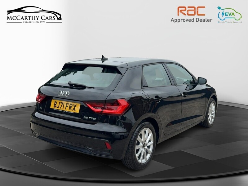 Audi 1.0 TFSI 25 SPORT SPORTBACK 5DR PETROL MANUAL SAT NAV BLUETOOTH DAB STEREO APPLE CARPLAY USB INPUT PARKING AIDS ONLY 9000 MILES SH NO ULEZ CHARGE 72-74 Mitcham Road