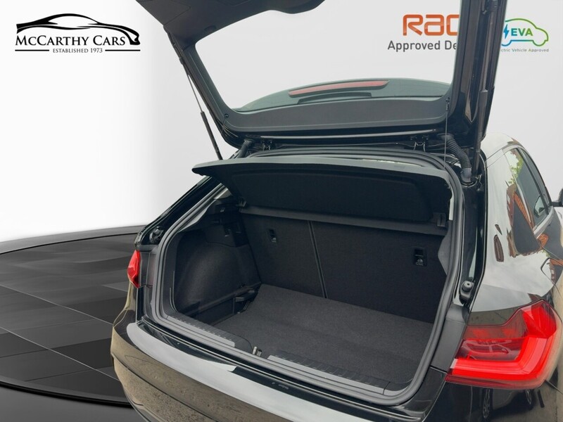 Audi 1.0 TFSI 25 SPORT SPORTBACK 5DR PETROL MANUAL SAT NAV BLUETOOTH DAB STEREO APPLE CARPLAY USB INPUT PARKING AIDS ONLY 9000 MILES SH NO ULEZ CHARGE 72-74 Mitcham Road