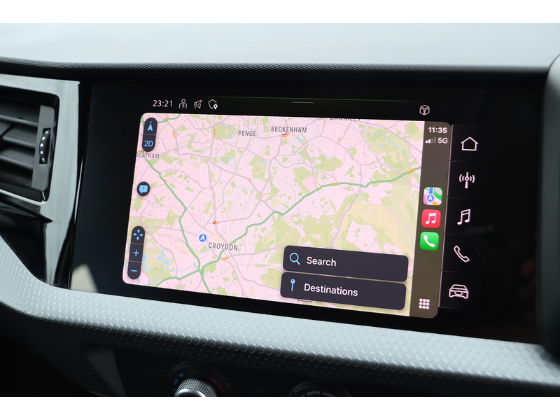 Audi 1.0 TFSI 25 SPORT SPORTBACK 5DR PETROL MANUAL SAT NAV BLUETOOTH DAB STEREO APPLE CARPLAY USB INPUT PARKING AIDS ONLY 9000 MILES SH NO ULEZ CHARGE 72-74 Mitcham Road