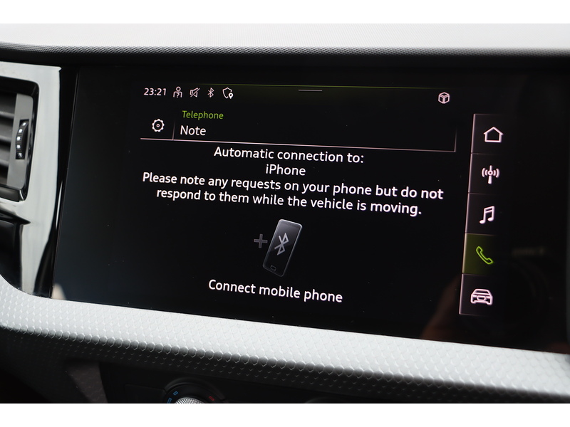 Audi 1.0 TFSI 25 SPORT SPORTBACK 5DR PETROL MANUAL SAT NAV BLUETOOTH DAB STEREO APPLE CARPLAY USB INPUT PARKING AIDS ONLY 9000 MILES SH NO ULEZ CHARGE 72-74 Mitcham Road