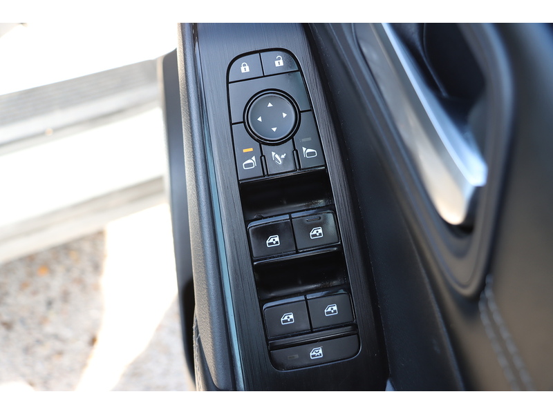 Nissan 1.3 DIG-T MHEV ACENTA PREMIUM SUV 5DR PETROL HYBRID MANUAL SAT NAV BLUETOOTH DAB STEREO APPLE CARPLAY REAR CAMERA PARKING AIDS 1 OWNER 70000 MILES FSH 72-74 Mitcham Road