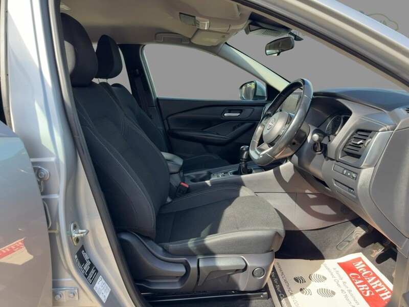 Nissan 1.3 DIG-T MHEV ACENTA PREMIUM SUV 5DR PETROL HYBRID MANUAL SAT NAV BLUETOOTH DAB STEREO APPLE CARPLAY REAR CAMERA PARKING AIDS 1 OWNER 70000 MILES FSH 72-74 Mitcham Road