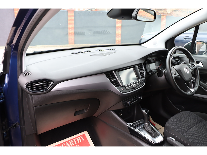 Vauxhall 1.2 TURBO DESIGN SUV 5DR PETROL AUTO SAT NAV BLUETOOTH DAB STEREO APPLE CARPLAY ANDROID AUTO JUST 1 OWNER FROM NEW ONLY 22000 MILES FSH NO ULEZ CHARGE 72-74 Mitcham Road