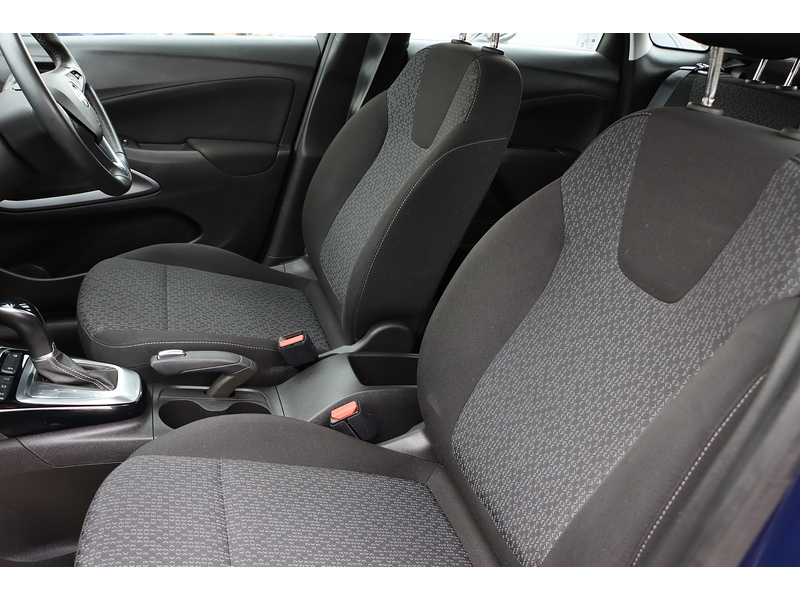 Vauxhall 1.2 TURBO DESIGN SUV 5DR PETROL AUTO SAT NAV BLUETOOTH DAB STEREO APPLE CARPLAY ANDROID AUTO JUST 1 OWNER FROM NEW ONLY 22000 MILES FSH NO ULEZ CHARGE 72-74 Mitcham Road