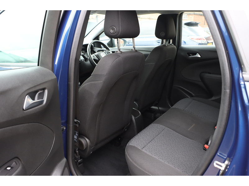 Vauxhall 1.2 TURBO DESIGN SUV 5DR PETROL AUTO SAT NAV BLUETOOTH DAB STEREO APPLE CARPLAY ANDROID AUTO JUST 1 OWNER FROM NEW ONLY 22000 MILES FSH NO ULEZ CHARGE 72-74 Mitcham Road