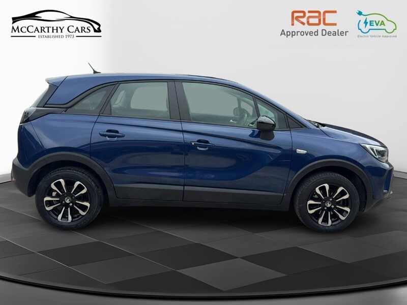 Vauxhall 1.2 TURBO DESIGN SUV 5DR PETROL AUTO SAT NAV BLUETOOTH DAB STEREO APPLE CARPLAY ANDROID AUTO JUST 1 OWNER FROM NEW ONLY 22000 MILES FSH NO ULEZ CHARGE 72-74 Mitcham Road