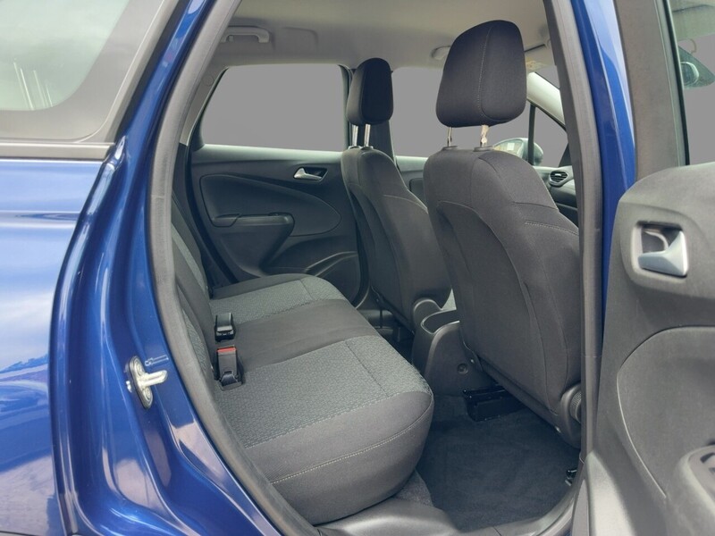 Vauxhall 1.2 TURBO DESIGN SUV 5DR PETROL AUTO SAT NAV BLUETOOTH DAB STEREO APPLE CARPLAY ANDROID AUTO JUST 1 OWNER FROM NEW ONLY 22000 MILES FSH NO ULEZ CHARGE 72-74 Mitcham Road