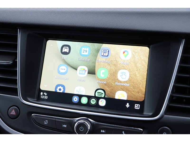 Vauxhall 1.2 TURBO DESIGN SUV 5DR PETROL AUTO SAT NAV BLUETOOTH DAB STEREO APPLE CARPLAY ANDROID AUTO JUST 1 OWNER FROM NEW ONLY 22000 MILES FSH NO ULEZ CHARGE 72-74 Mitcham Road