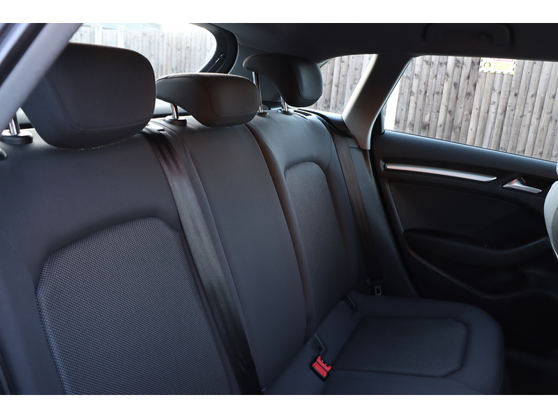 Audi 1.0 TFSI SE TECHNIK SPORTBACK 5DR PETROL MANUAL SATNAV BLUETOOTH DAB STEREO CD PLAYER PARKING AIDS JUST 2 OWNERS SAME OWNER FOR 3 YEARS 55000 MILES SH 72-74 Mitcham Road