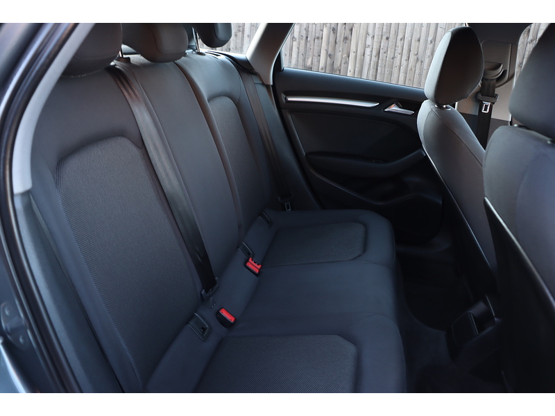 Audi 1.0 TFSI SE TECHNIK SPORTBACK 5DR PETROL MANUAL SATNAV BLUETOOTH DAB STEREO CD PLAYER PARKING AIDS JUST 2 OWNERS SAME OWNER FOR 3 YEARS 55000 MILES SH 72-74 Mitcham Road