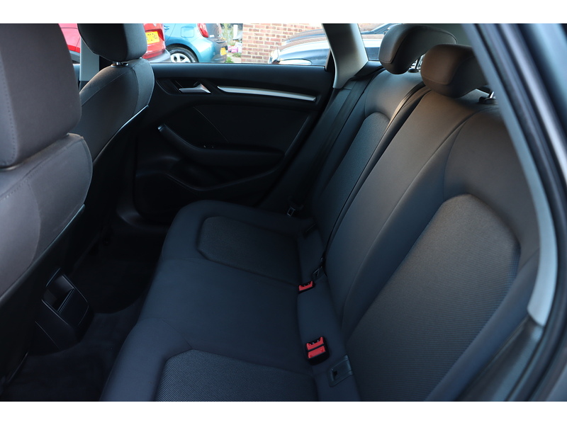 Audi 1.0 TFSI SE TECHNIK SPORTBACK 5DR PETROL MANUAL SATNAV BLUETOOTH DAB STEREO CD PLAYER PARKING AIDS JUST 2 OWNERS SAME OWNER FOR 3 YEARS 55000 MILES SH 72-74 Mitcham Road