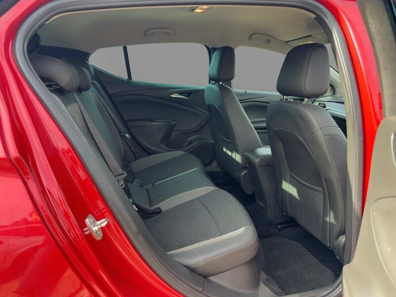 Vauxhall 1.2 TURBO GRIFFIN EDITION HATCHBACK 5DR PETROL MANUAL HEATED SEATS SATNAV BLUETOOTH DAB STEREO APPLE CARPLAY PARKING AIDS JUST 1 OWNER 32000 MILES FSH 72-74 Mitcham Road