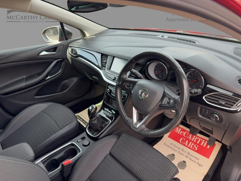 Vauxhall 1.2 TURBO GRIFFIN EDITION HATCHBACK 5DR PETROL MANUAL HEATED SEATS SATNAV BLUETOOTH DAB STEREO APPLE CARPLAY PARKING AIDS JUST 1 OWNER 32000 MILES FSH 72-74 Mitcham Road