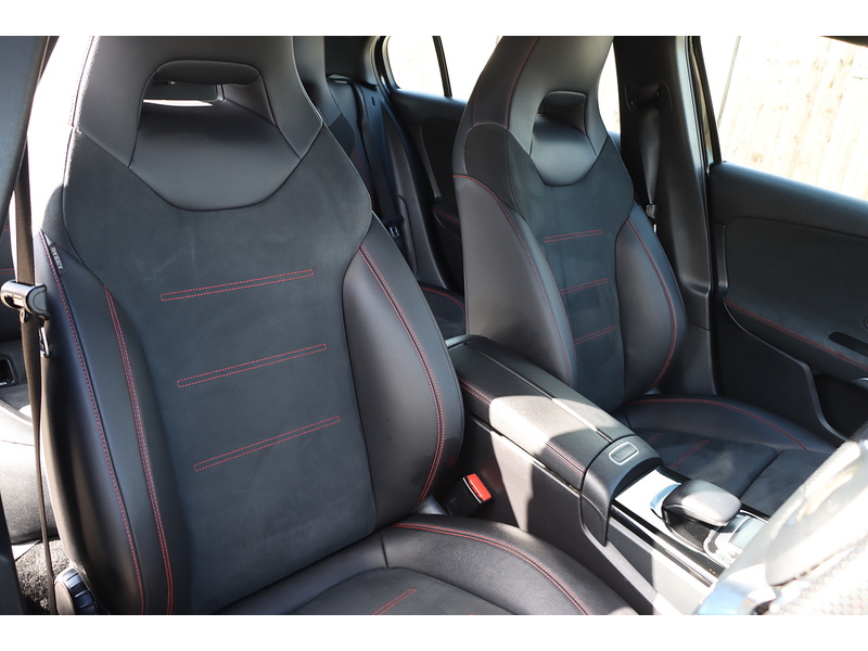 Mercedes-Benz A200 1.3 AMG LINE (PREMIUM) HATCHBACK 5DR PETROL 7G-DCT AUTO HEATED SEATS SATNAV BLUETOOTH DAB RADIO REAR CAMERA WITH PARKING AIDS ONLY 55000 MILES SH 72-74 Mitcham Road