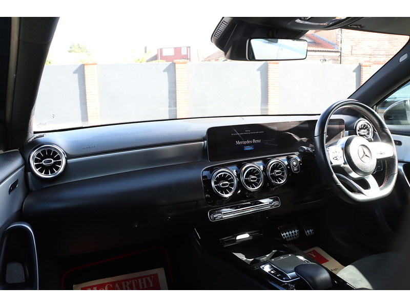 Mercedes-Benz A200 1.3 AMG LINE (PREMIUM) HATCHBACK 5DR PETROL 7G-DCT AUTO HEATED SEATS SATNAV BLUETOOTH DAB RADIO REAR CAMERA WITH PARKING AIDS ONLY 55000 MILES SH 72-74 Mitcham Road