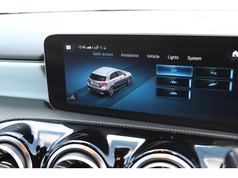 Mercedes-Benz A200 1.3 AMG LINE (PREMIUM) HATCHBACK 5DR PETROL 7G-DCT AUTO HEATED SEATS SATNAV BLUETOOTH DAB RADIO REAR CAMERA WITH PARKING AIDS ONLY 55000 MILES SH 72-74 Mitcham Road