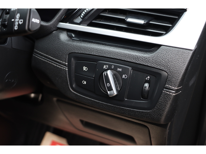 BMW 2.0 20I SPORT SUV 5DR PETROL XDRIVE AUTO SAT NAV BLUETOOTH DAB STEREO APPLE CARPLAY PARKING AIDS JUST 1 OWNER FROM NEW ONLY 39000 MILES FSH 4 SERVICES 72-74 Mitcham Road