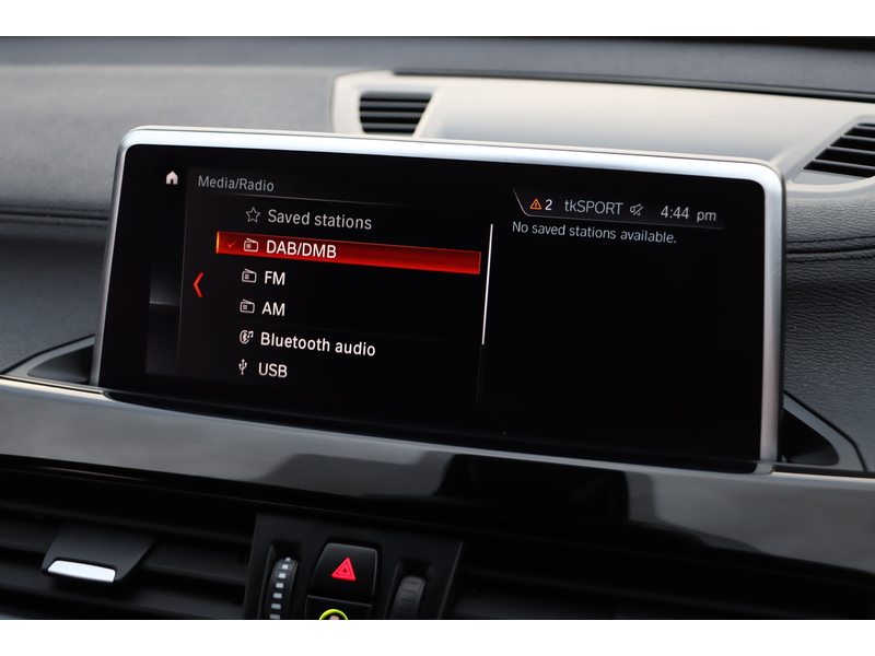 BMW 2.0 20I SPORT SUV 5DR PETROL XDRIVE AUTO SAT NAV BLUETOOTH DAB STEREO APPLE CARPLAY PARKING AIDS JUST 1 OWNER FROM NEW ONLY 39000 MILES FSH 4 SERVICES 72-74 Mitcham Road