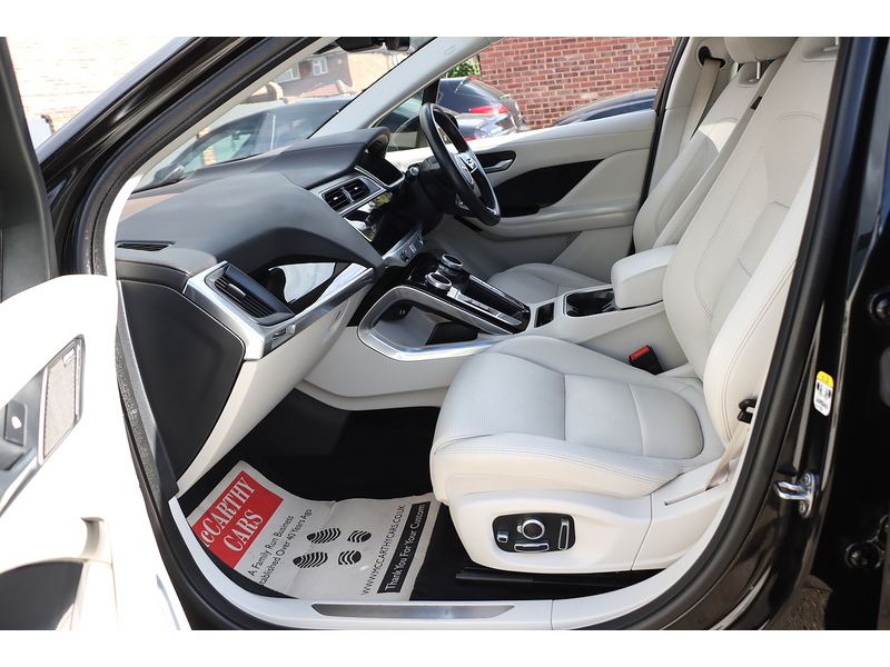 Jaguar 400 90KWH HSE SUV 5DR ELECTRIC 4WD AUTO HEATED SEATS SAT NAV BLUETOOTH DAB STEREO APPLE CARPLAY REAR CAMERA PARKING AIDS JUST 2 OWNERS 41000 MILES FSH 72-74 Mitcham Road