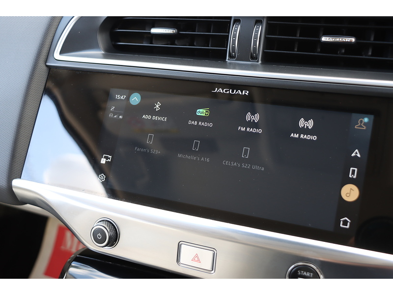 Jaguar 400 90KWH HSE SUV 5DR ELECTRIC 4WD AUTO HEATED SEATS SAT NAV BLUETOOTH DAB STEREO APPLE CARPLAY REAR CAMERA PARKING AIDS JUST 2 OWNERS 41000 MILES FSH 72-74 Mitcham Road