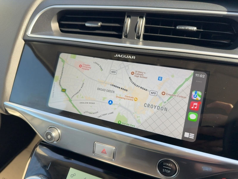 Jaguar 400 90KWH HSE SUV 5DR ELECTRIC 4WD AUTO HEATED SEATS SAT NAV BLUETOOTH DAB STEREO APPLE CARPLAY REAR CAMERA PARKING AIDS JUST 2 OWNERS 41000 MILES FSH 72-74 Mitcham Road