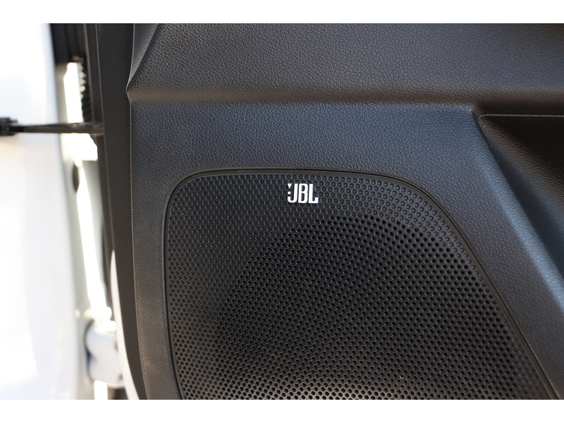 Kia 1.6 T-GDI 4 SUV 5DR PETROL DCT AWD AUTO SUNROOF HEATED SEATS SAT NAV BLUETOOTH APPLE CARPLAY REAR & 360 CAMERA PARKING AIDS 75000 MILES FSH 6 SERVICES 72-74 Mitcham Road