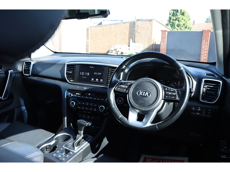 Kia 1.6 T-GDI 4 SUV 5DR PETROL DCT AWD AUTO SUNROOF HEATED SEATS SAT NAV BLUETOOTH APPLE CARPLAY REAR & 360 CAMERA PARKING AIDS 75000 MILES FSH 6 SERVICES 72-74 Mitcham Road