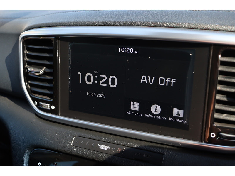 Kia 1.6 T-GDI 4 SUV 5DR PETROL DCT AWD AUTO SUNROOF HEATED SEATS SAT NAV BLUETOOTH APPLE CARPLAY REAR & 360 CAMERA PARKING AIDS 75000 MILES FSH 6 SERVICES 72-74 Mitcham Road