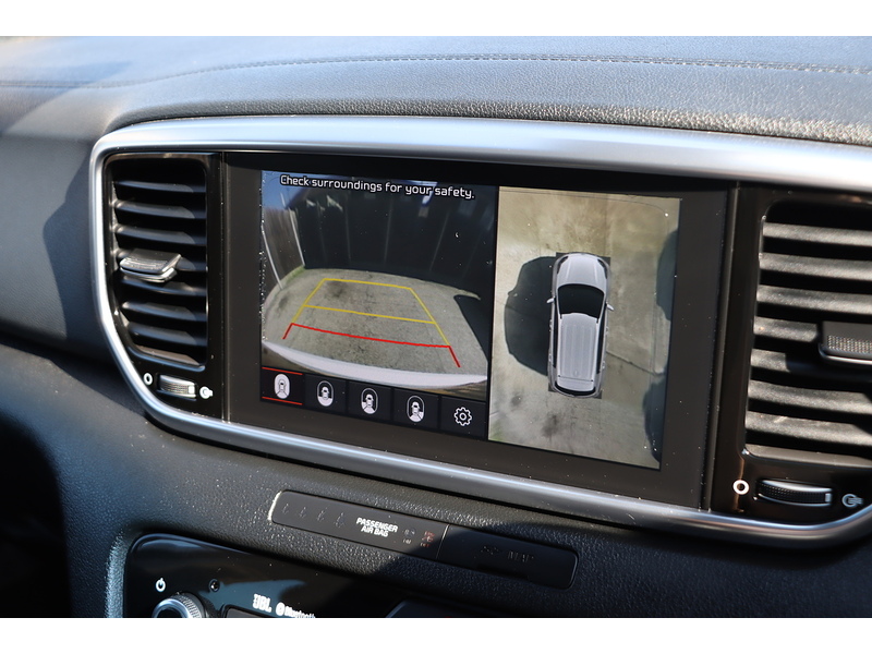 Kia 1.6 T-GDI 4 SUV 5DR PETROL DCT AWD AUTO SUNROOF HEATED SEATS SAT NAV BLUETOOTH APPLE CARPLAY REAR & 360 CAMERA PARKING AIDS 75000 MILES FSH 6 SERVICES 72-74 Mitcham Road