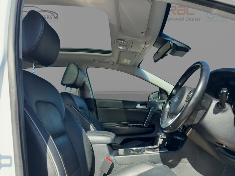 Kia 1.6 T-GDI 4 SUV 5DR PETROL DCT AWD AUTO SUNROOF HEATED SEATS SAT NAV BLUETOOTH APPLE CARPLAY REAR & 360 CAMERA PARKING AIDS 75000 MILES FSH 6 SERVICES 72-74 Mitcham Road