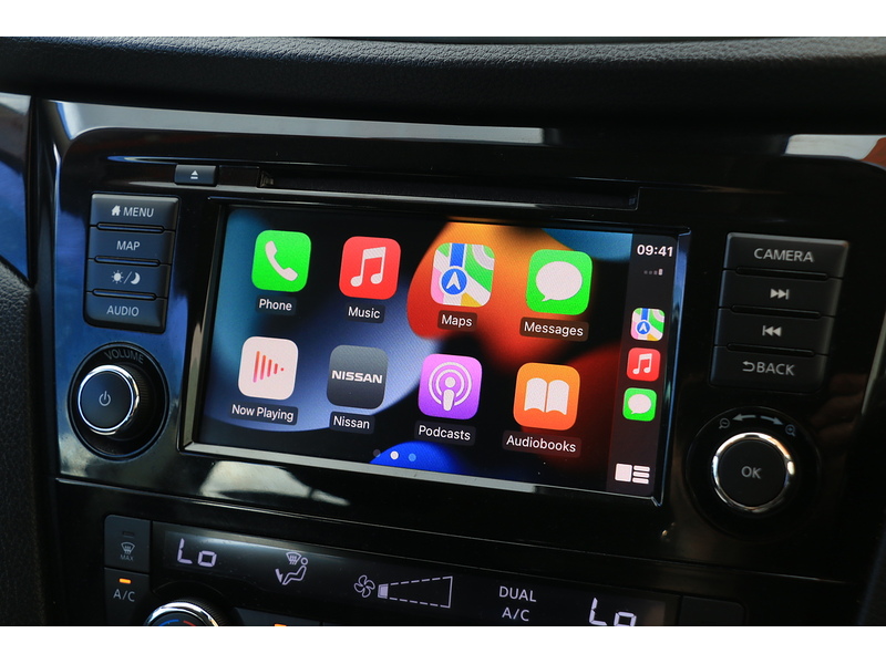 Nissan 1.3 DIG-T TEKNA SUV 5DR PETROL DCT AUTO PAN ROOF HEATED SEATS SAT NAV BLUETOOTH APPLE CARPLAY REAR & 360 CAMERA PARKING AIDS 2 OWNERS 44000 MILES FSH 72-74 Mitcham Road