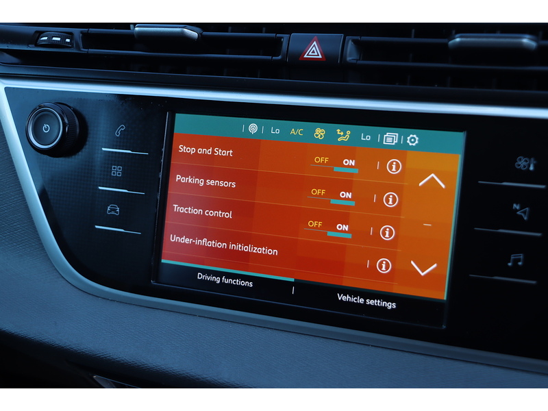 Citroen 1.2 PURETECH SENSE MPV 5DR PETROL EAT8 AUTO 7 SEATER SAT NAV BLUETOOTH DAB STEREO APPLE CARPLAY REAR CAMERA PARKING AIDS JUST 1 OWNER 24000 MILES FSH 72-74 Mitcham Road