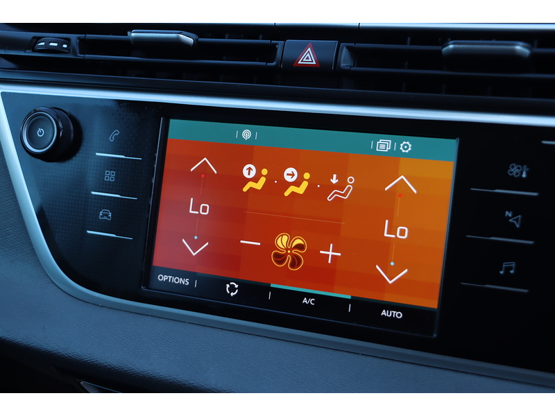 Citroen 1.2 PURETECH SENSE MPV 5DR PETROL EAT8 AUTO 7 SEATER SAT NAV BLUETOOTH DAB STEREO APPLE CARPLAY REAR CAMERA PARKING AIDS JUST 1 OWNER 24000 MILES FSH 72-74 Mitcham Road