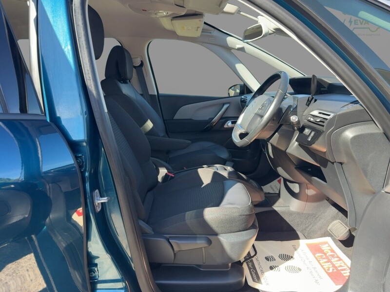 Citroen 1.2 PURETECH SENSE MPV 5DR PETROL EAT8 AUTO 7 SEATER SAT NAV BLUETOOTH DAB STEREO APPLE CARPLAY REAR CAMERA PARKING AIDS JUST 2 OWNERS 21000 MILES FSH 72-74 Mitcham Road