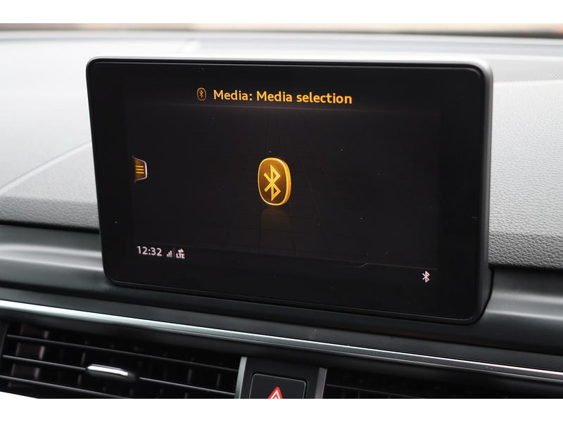 Audi 1.4 TFSI S LINE COUPE 2DR PETROL S TRONIC AUTO HEATED SEATS SAT NAV BLUETOOTH DAB STEREO APPLE CARPLAY PARKING AIDS JUST 2 OWNERS ONLY 46000 MILES SH 72-74 Mitcham Road