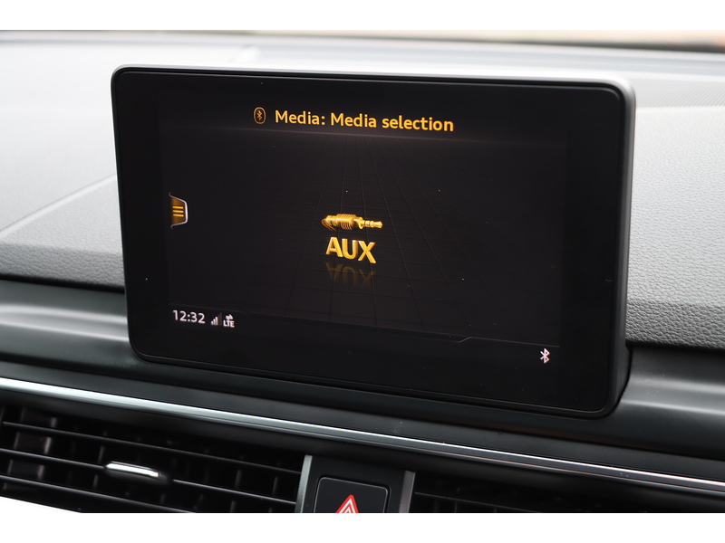 Audi 1.4 TFSI S LINE COUPE 2DR PETROL S TRONIC AUTO HEATED SEATS SAT NAV BLUETOOTH DAB STEREO APPLE CARPLAY PARKING AIDS JUST 2 OWNERS ONLY 46000 MILES SH 72-74 Mitcham Road