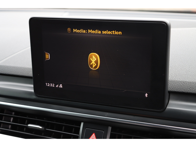 Audi 1.4 TFSI S LINE COUPE 2DR PETROL S TRONIC AUTO HEATED SEATS SAT NAV BLUETOOTH DAB STEREO APPLE CARPLAY PARKING AIDS JUST 2 OWNERS ONLY 46000 MILES SH 72-74 Mitcham Road