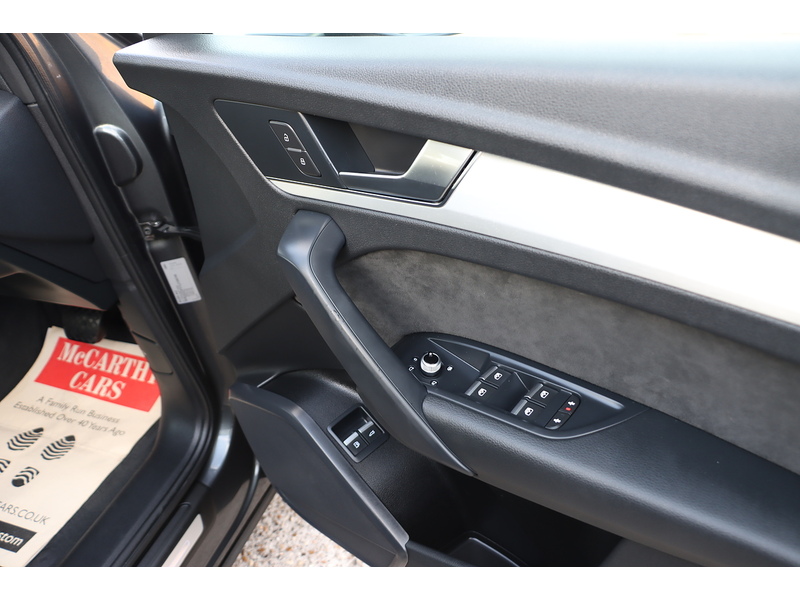 Audi 2.0 TFSIE 50 S LINE SUV 5DR PETROL PLUG-IN HYBRID S TRONIC QUATTRO AUTO HEATED SEATS SATNAV BLUETOOTH DAB STEREO APPLE CARPLAY 2 OWNERS FSH 7 SERVICES 72-74 Mitcham Road