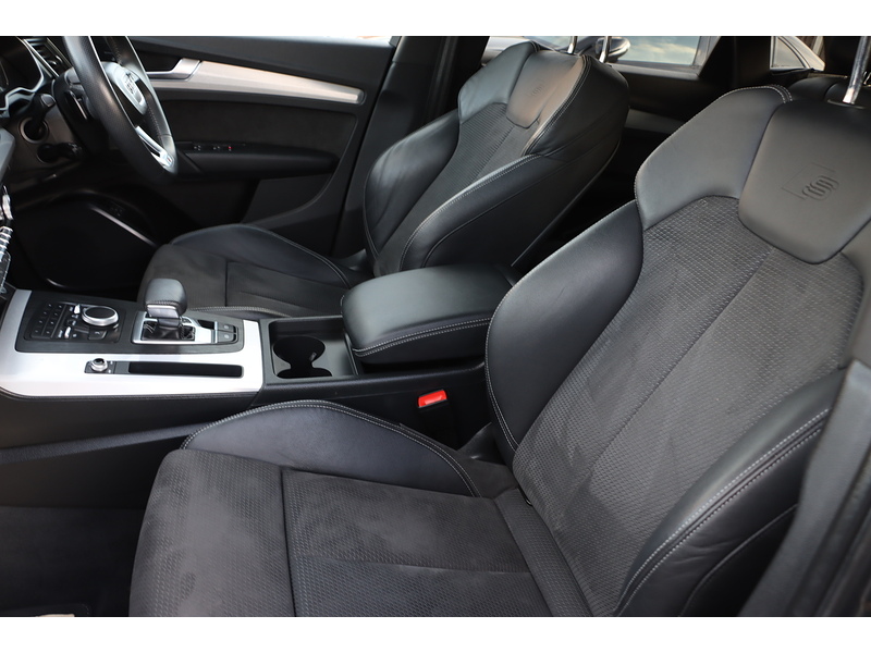 Audi 2.0 TFSIE 50 S LINE SUV 5DR PETROL PLUG-IN HYBRID S TRONIC QUATTRO AUTO HEATED SEATS SATNAV BLUETOOTH DAB STEREO APPLE CARPLAY 2 OWNERS FSH 7 SERVICES 72-74 Mitcham Road