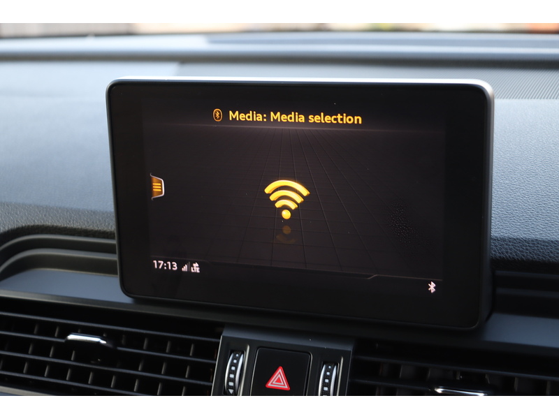 Audi 2.0 TFSIE 50 S LINE SUV 5DR PETROL PLUG-IN HYBRID S TRONIC QUATTRO AUTO HEATED SEATS SATNAV BLUETOOTH DAB STEREO APPLE CARPLAY 2 OWNERS FSH 7 SERVICES 72-74 Mitcham Road