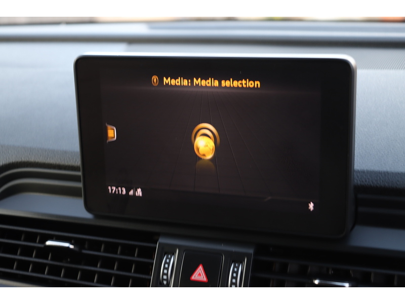 Audi 2.0 TFSIE 50 S LINE SUV 5DR PETROL PLUG-IN HYBRID S TRONIC QUATTRO AUTO HEATED SEATS SATNAV BLUETOOTH DAB STEREO APPLE CARPLAY 2 OWNERS FSH 7 SERVICES 72-74 Mitcham Road