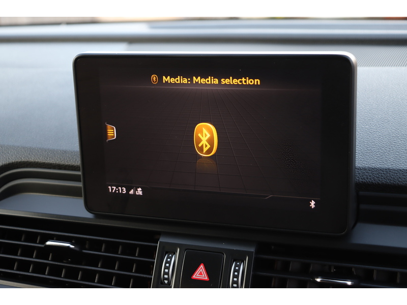 Audi 2.0 TFSIE 50 S LINE SUV 5DR PETROL PLUG-IN HYBRID S TRONIC QUATTRO AUTO HEATED SEATS SATNAV BLUETOOTH DAB STEREO APPLE CARPLAY 2 OWNERS FSH 7 SERVICES 72-74 Mitcham Road