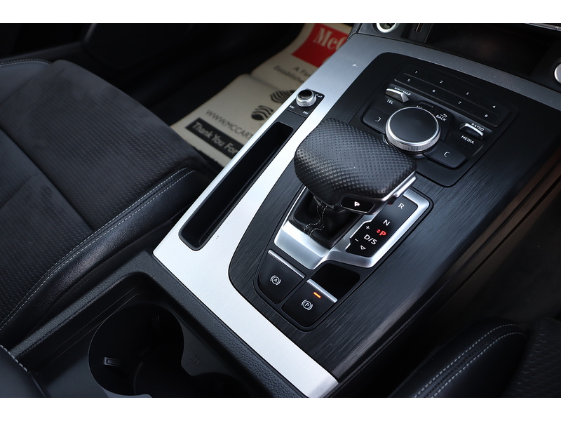 Audi 2.0 TFSIE 50 S LINE SUV 5DR PETROL PLUG-IN HYBRID S TRONIC QUATTRO AUTO HEATED SEATS SATNAV BLUETOOTH DAB STEREO APPLE CARPLAY 2 OWNERS FSH 7 SERVICES 72-74 Mitcham Road