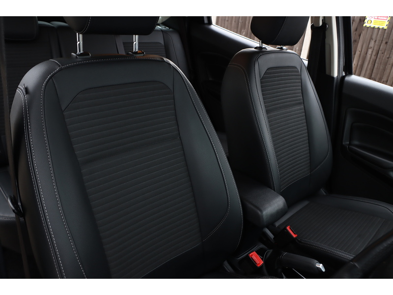 Ford 1.0T ECOBOOST GPF TITANIUM SUV 5DR PETROL MANUAL SAT NAV BLUETOOTH DAB STEREO PARKING AIDS JUST 1 OWNER FROM NEW ONLY 23000 MILES FSH NO ULEZ CHARGE 72-74 Mitcham Road