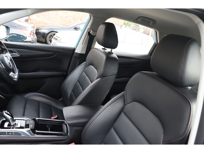 MG 1.5 T-GDI EXCITE SUV 5DR PETROL DCT AUTO SATNAV BLUETOOTH DAB STEREO APPLE CARPLAY REAR CAMERA PARKING AIDS JUST 1 OWNER FROM NEW ONLY 18000 MILES FSH 72-74 Mitcham Road