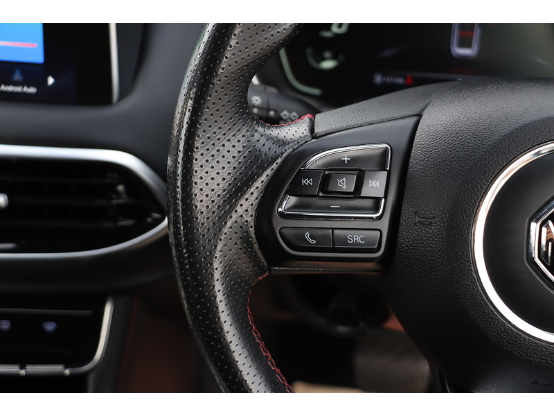 MG 1.5 T-GDI EXCITE SUV 5DR PETROL DCT AUTO SATNAV BLUETOOTH DAB STEREO APPLE CARPLAY REAR CAMERA PARKING AIDS JUST 1 OWNER FROM NEW ONLY 18000 MILES FSH 72-74 Mitcham Road