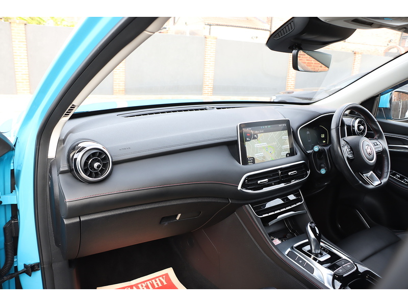 MG 1.5 T-GDI EXCITE SUV 5DR PETROL DCT AUTO SATNAV BLUETOOTH DAB STEREO APPLE CARPLAY REAR CAMERA PARKING AIDS JUST 1 OWNER FROM NEW ONLY 18000 MILES FSH 72-74 Mitcham Road