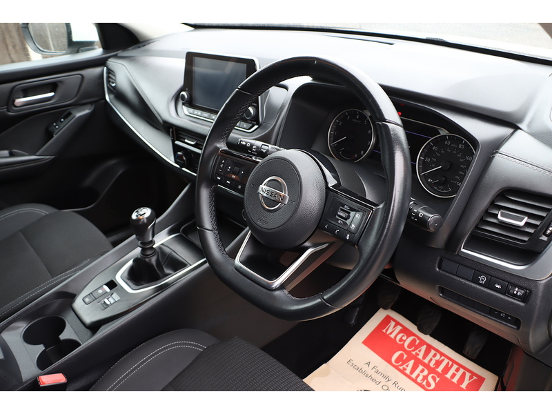 Nissan 1.3 DIG-T MHEV ACENTA PREMIUM SUV 5DR PETROL HYBRID MANUAL SATNAV BLUETOOTH APPLE CARPLAY REAR & 360 CAMERA PARKING AIDS 2 OWNERS ONLY 19000 MILES FSH 72-74 Mitcham Road